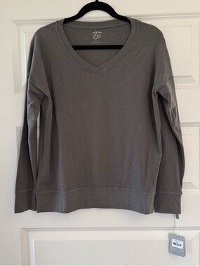 NWT Faceplant Dreams Soft Collection Pullover